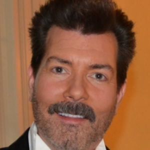 Meet your Posher, Lee